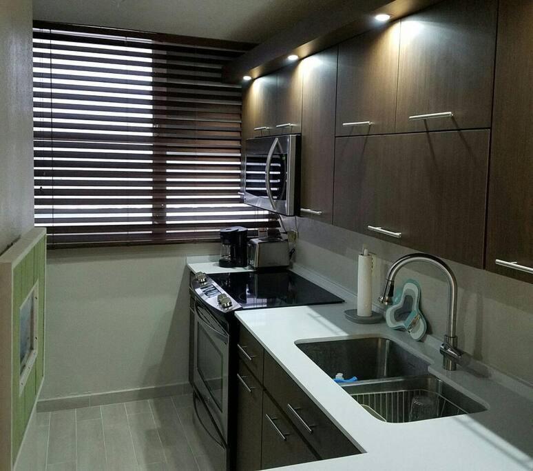 1St Floor, A/C Everywhere, Balcony With Beach View In Luquillo Ngoại thất bức ảnh